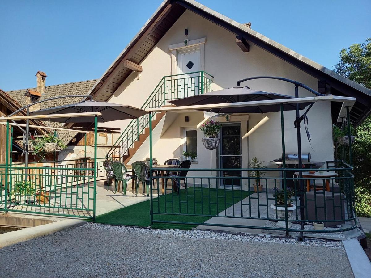 Holiday Home Alojzija 布莱德 外观 照片